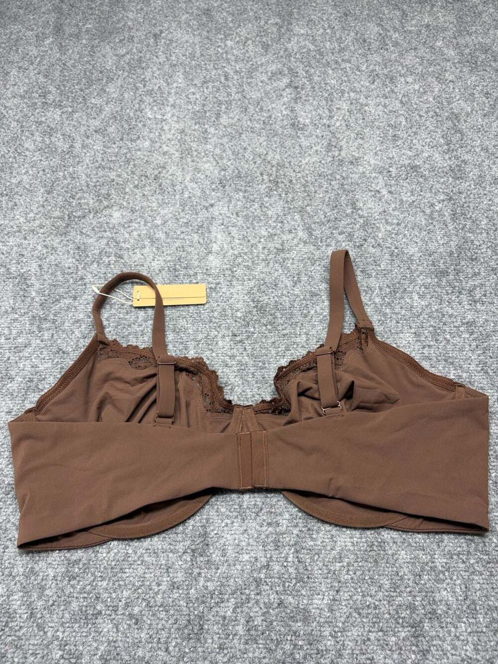 SKIMS Fits Everybody Lace Underwire Bra in Cocoa Size 46DD brand new with tags - Picture 6 of 9